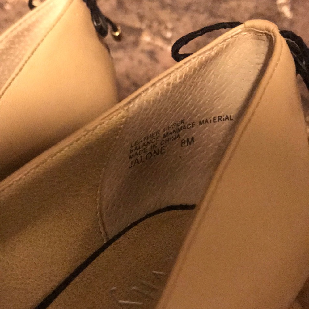 Heels - Picture 5 of 6